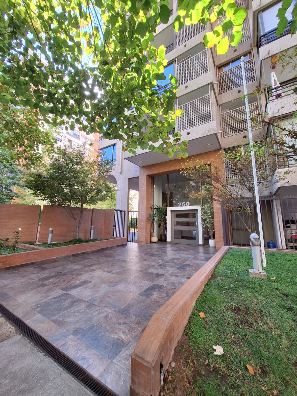 Venta Usado Departamento 3D 2B E B - Las Condes