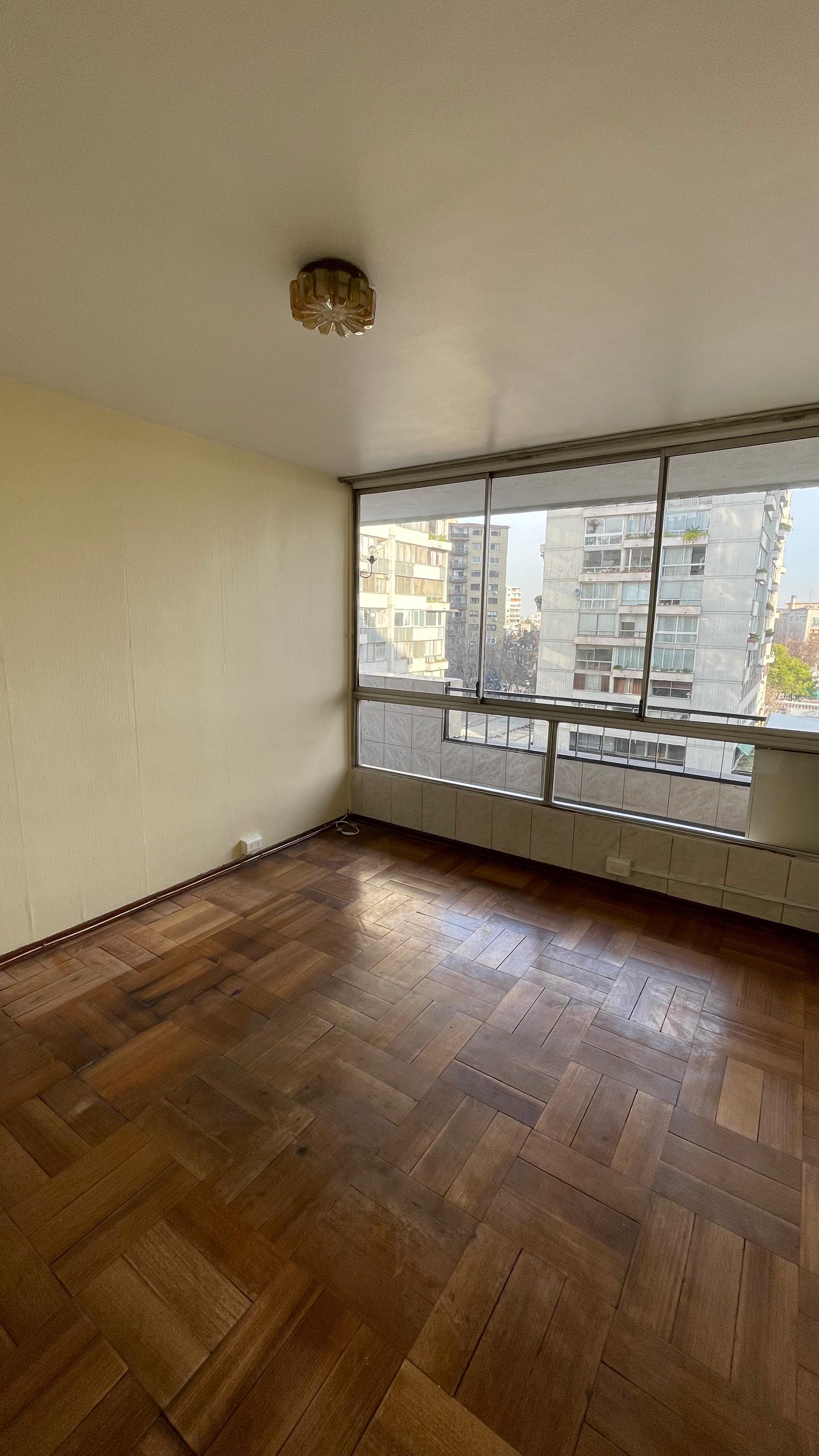 Venta Usado Departamento 2D 1B - Providencia