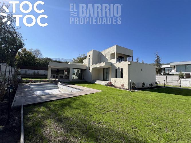 casa en arriendo en Colina