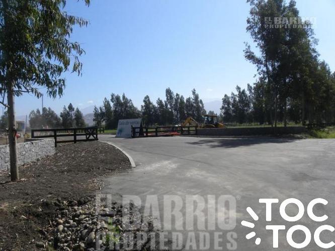 terreno en venta en Colina