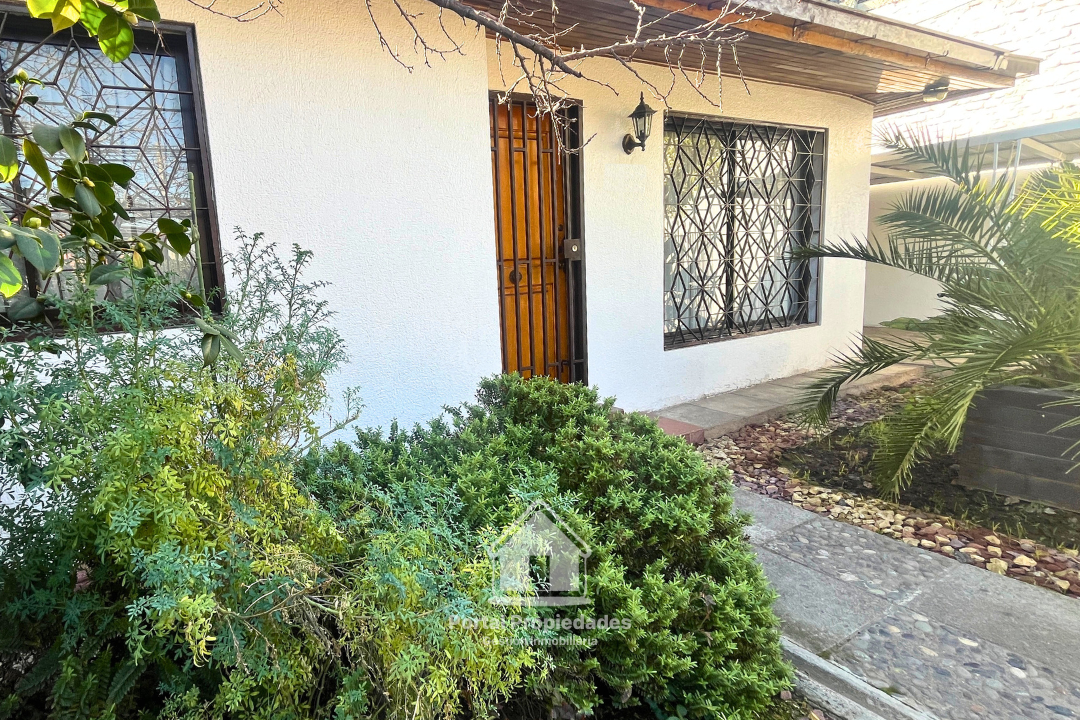 Venta Usado Casa 3D 2B - &Ntilde;u&ntilde;oa