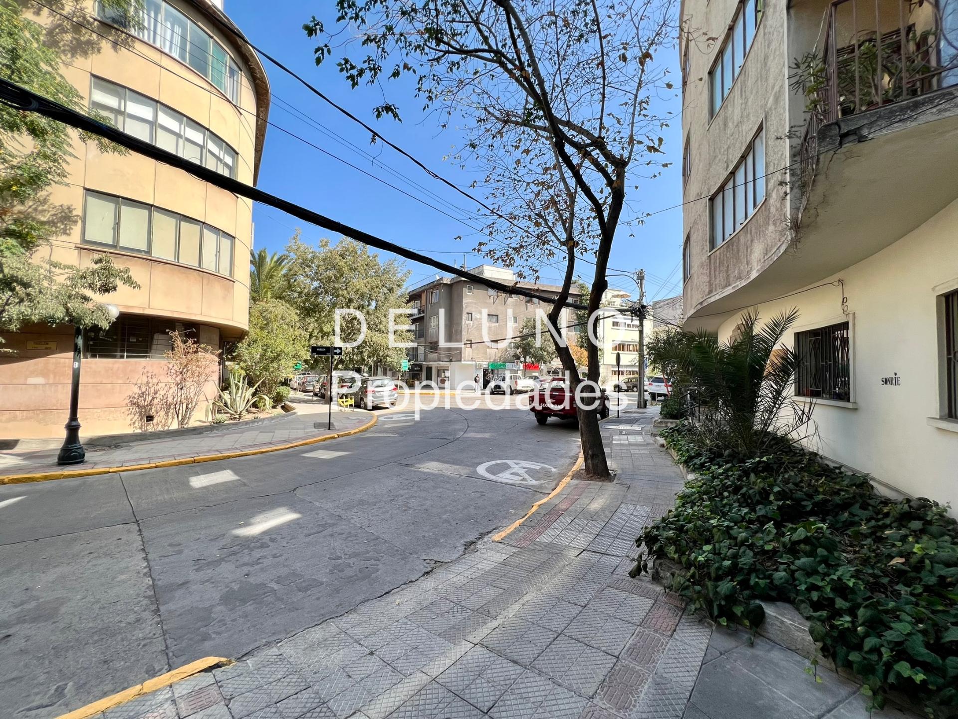 Venta Usado Departamento 4D 4B - Providencia