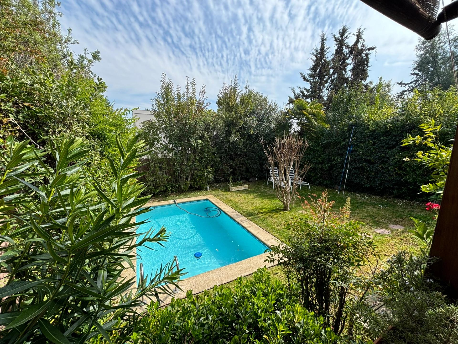 Venta Usado Casa 4D 4B - La Reina