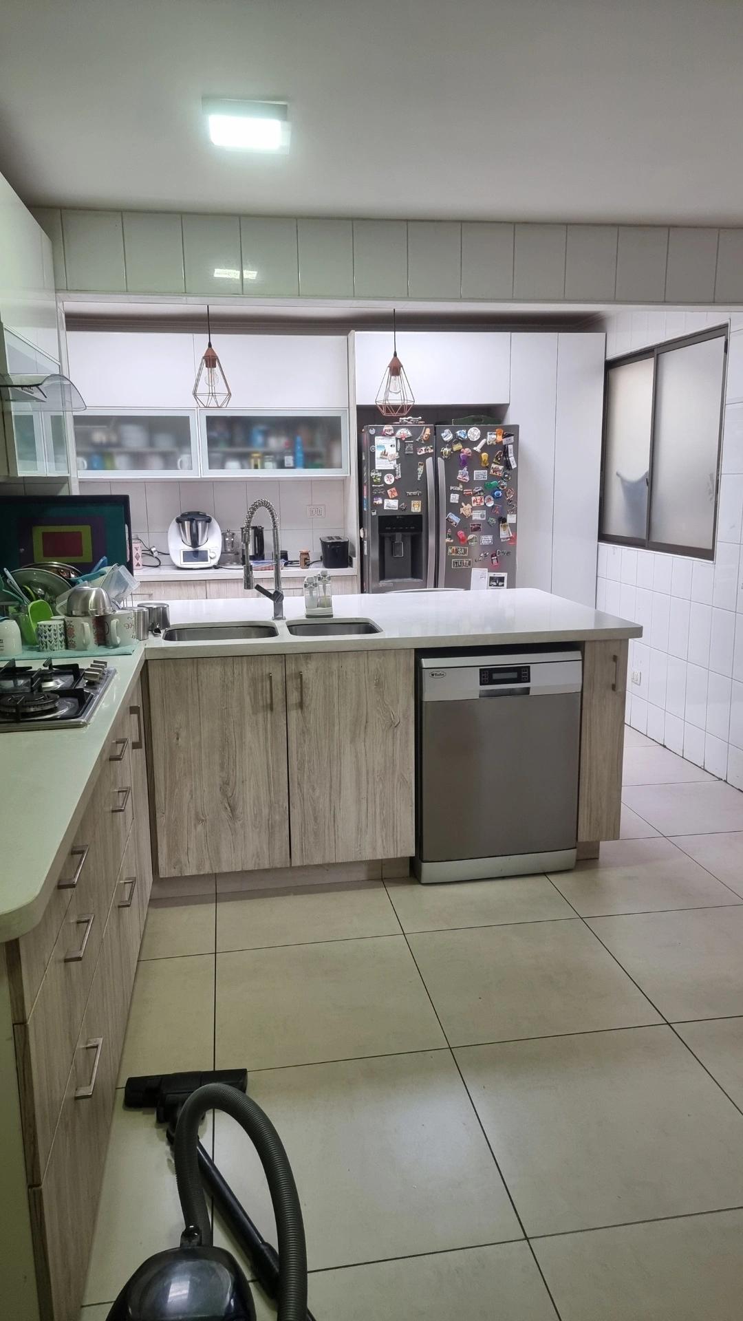 Venta Usado Casa 5D 4B - Lo Barnechea