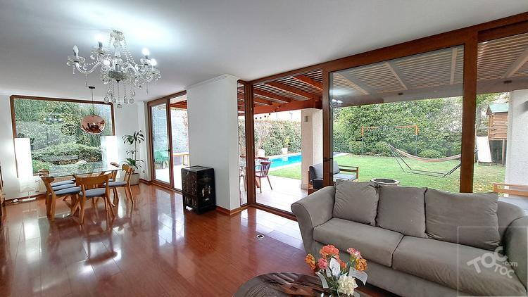 casa en venta en La Reina