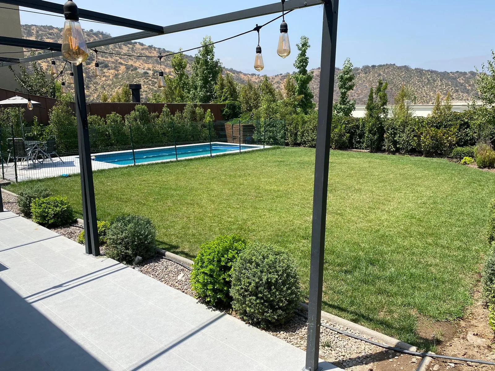 Venta Usado Casa 4D 4B E - Lo Barnechea