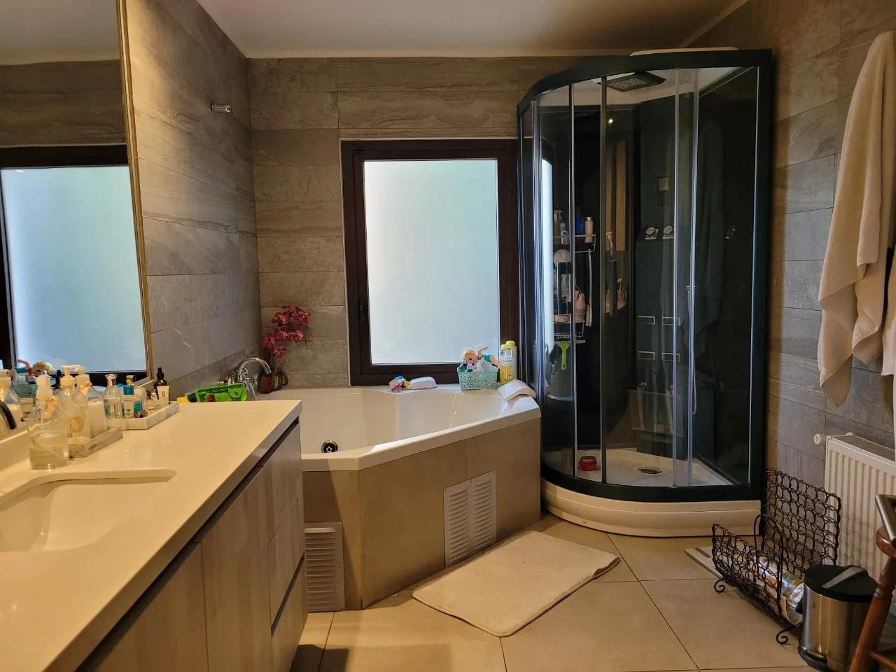 Arriendo Casa 5D 4B E - Las Condes