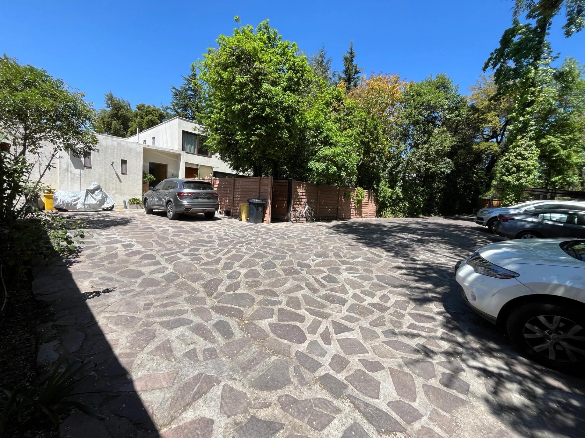 Arriendo Casa 5D 4B E - Las Condes