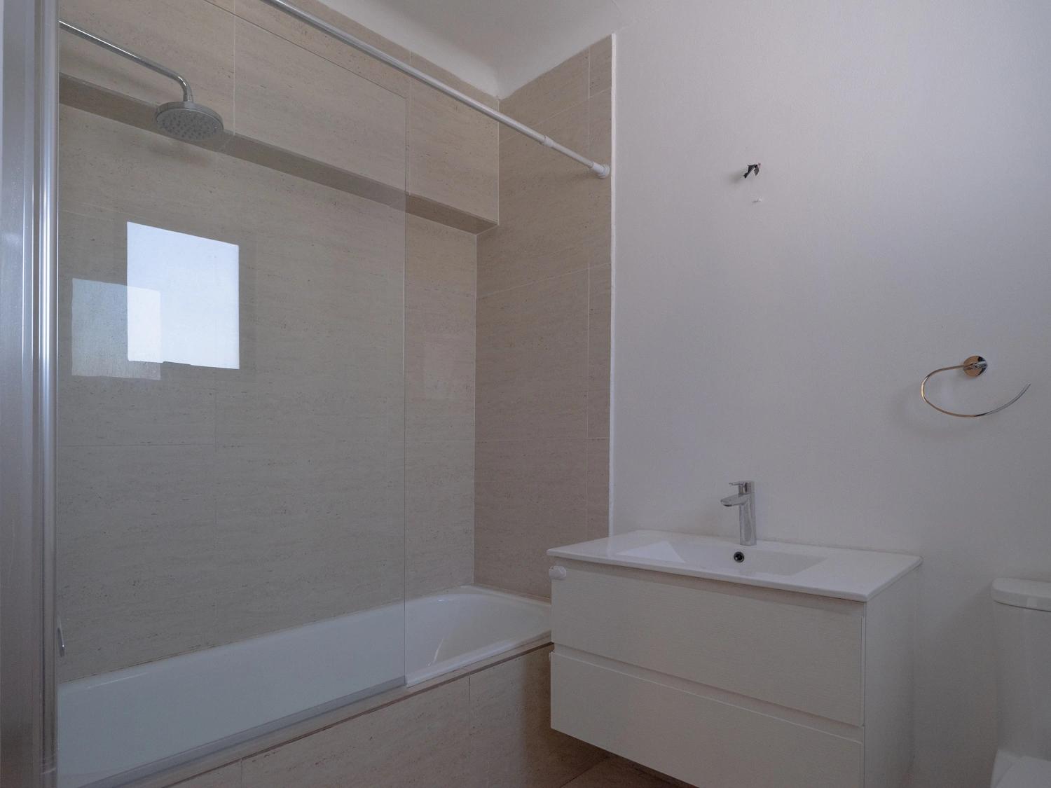 Venta Usado Casa 4D 3B - &Ntilde;u&ntilde;oa