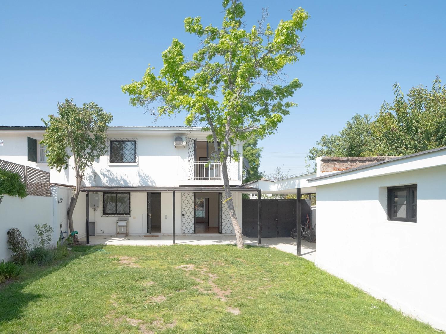 Venta Usado Casa 4D 3B - &Ntilde;u&ntilde;oa