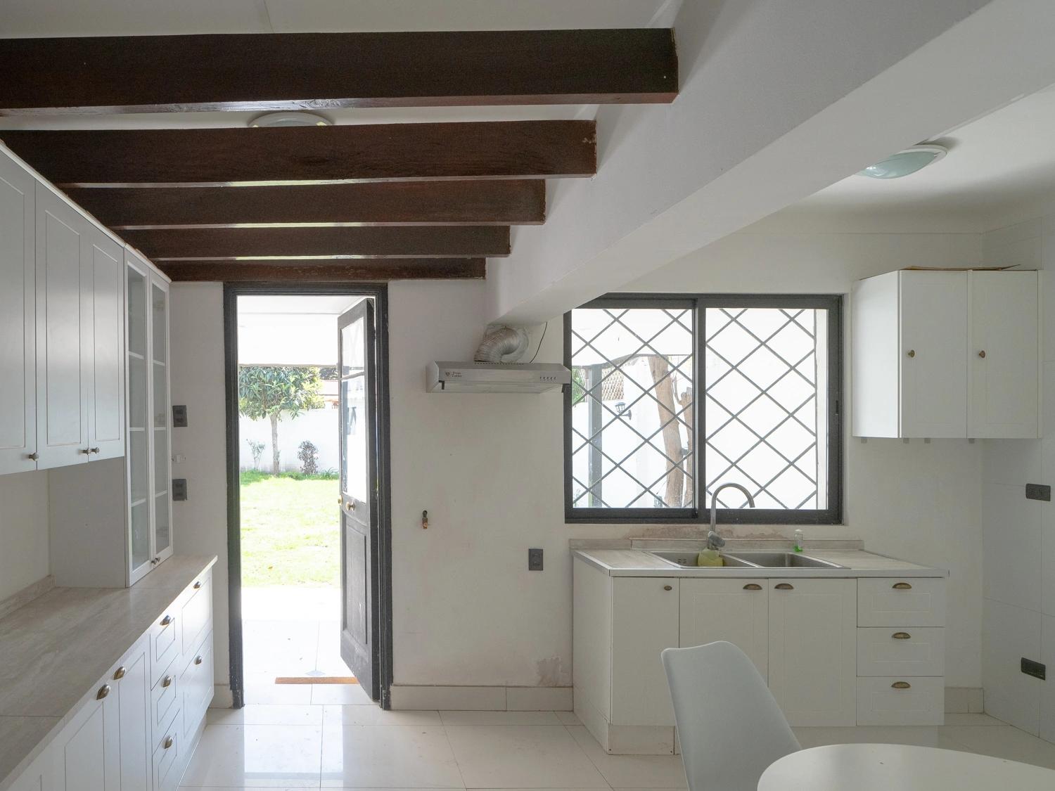 Venta Usado Casa 4D 3B - &Ntilde;u&ntilde;oa