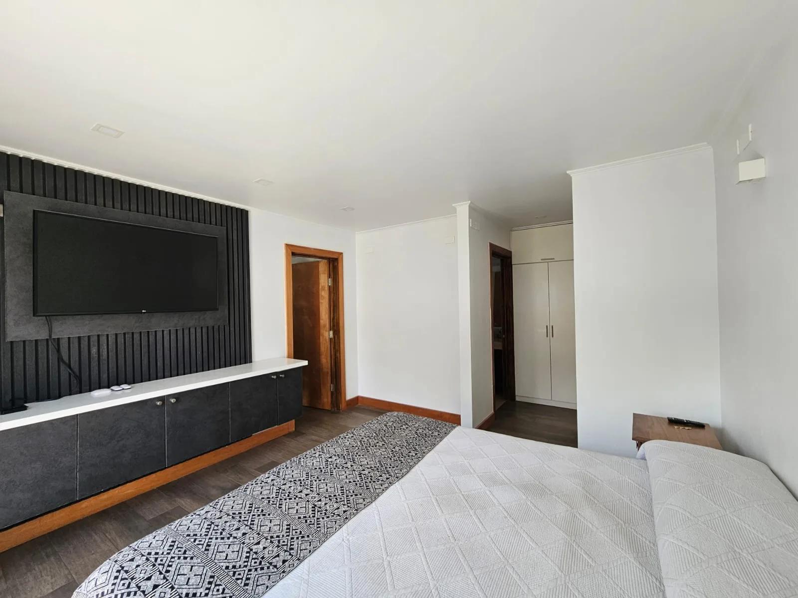 Arriendo Casa 5D 3B E - Vitacura