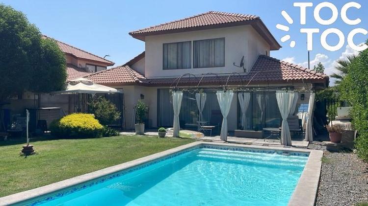 casa en venta en Colina