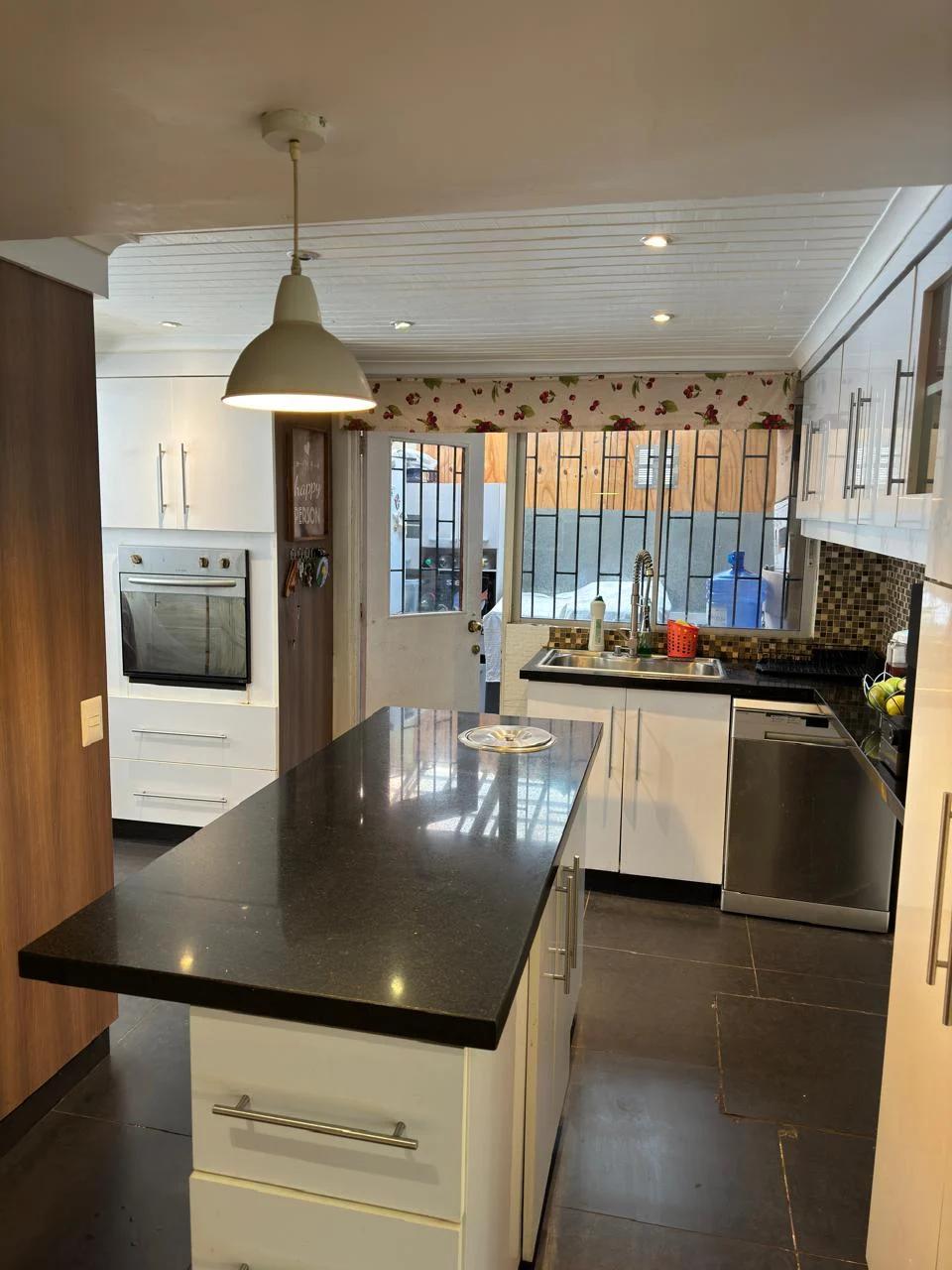 Arriendo Casa 5D 3B E B - Las Condes