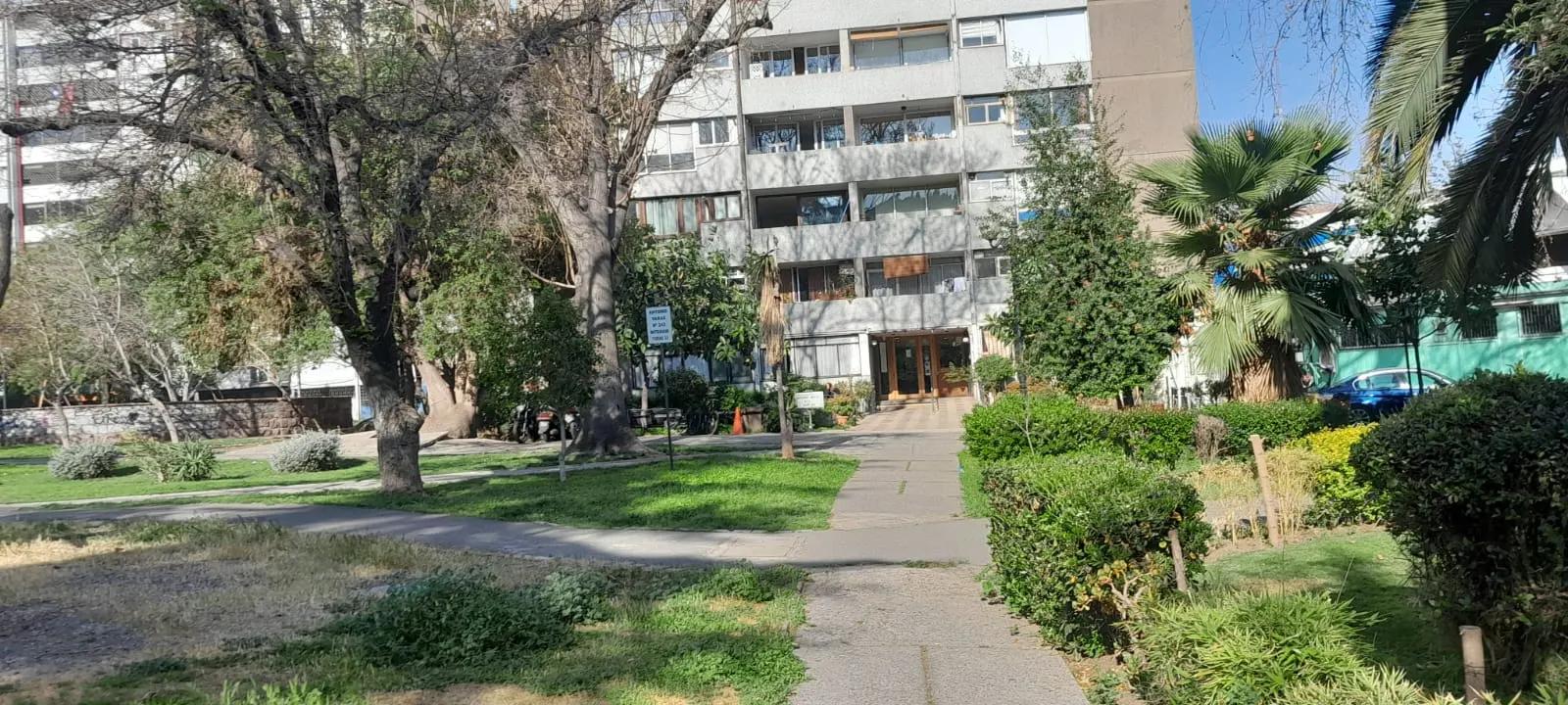 Venta Usado Departamento 3D 2B - Providencia
