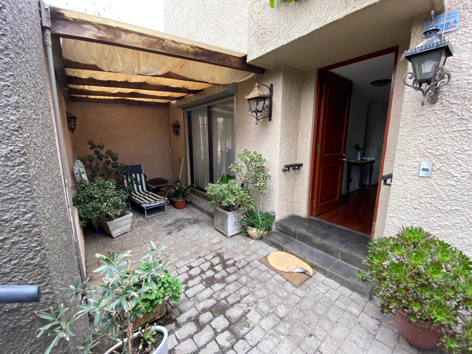 Arriendo Casa 4D 4B E - La Reina