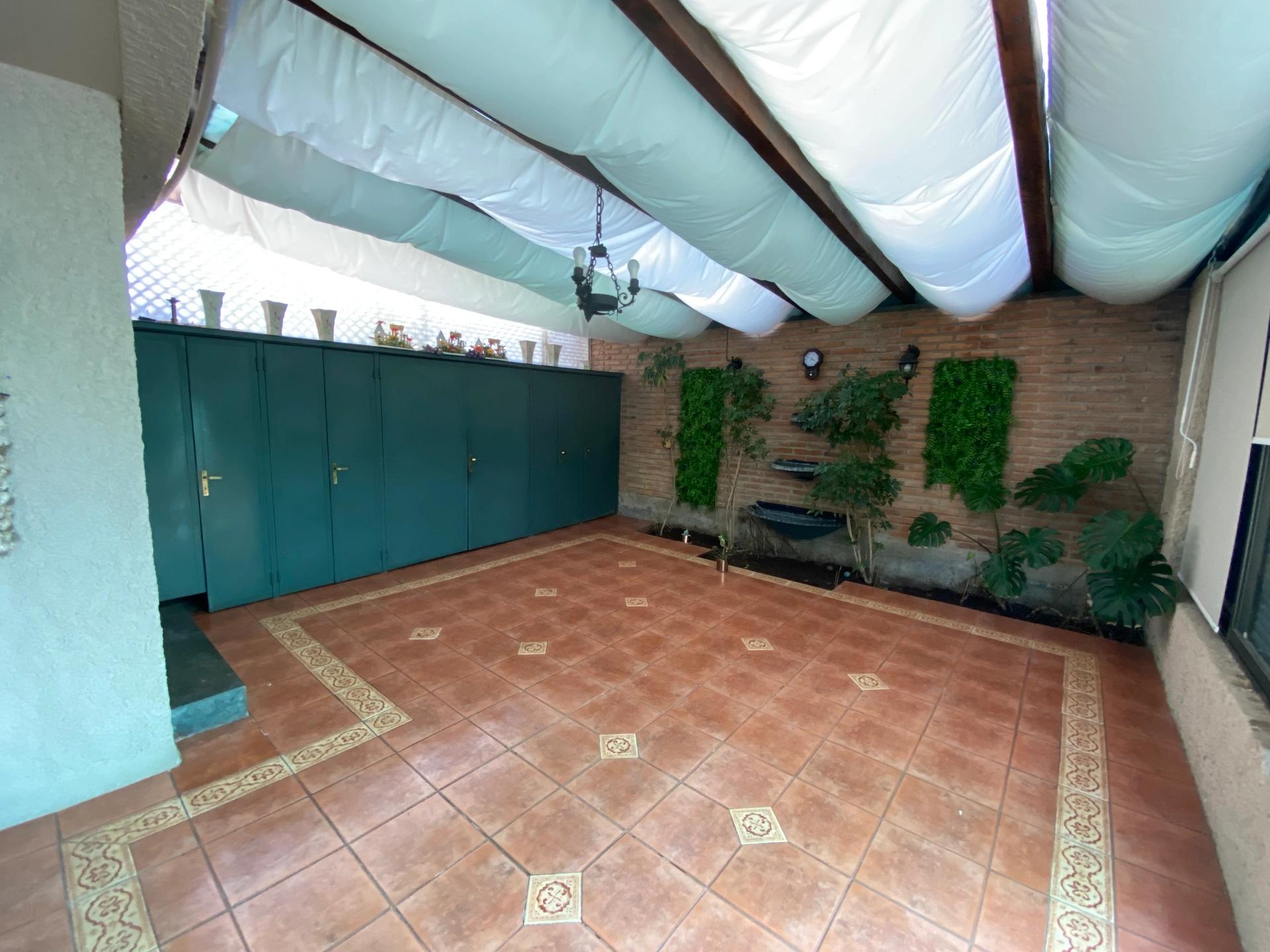 Arriendo Casa 4D 4B E - La Reina