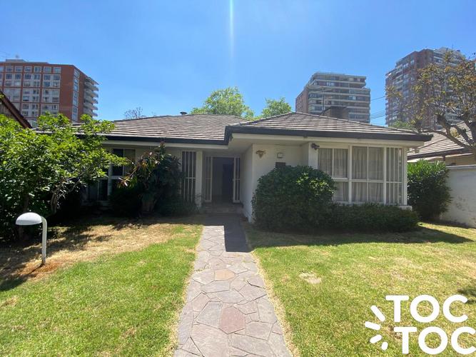 casa en arriendo en Las Condes