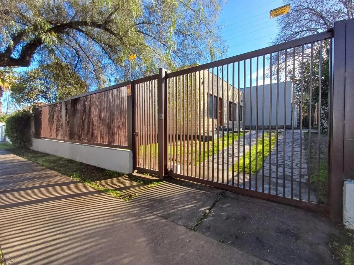 Arriendo Casa 4D 4B E - La Reina