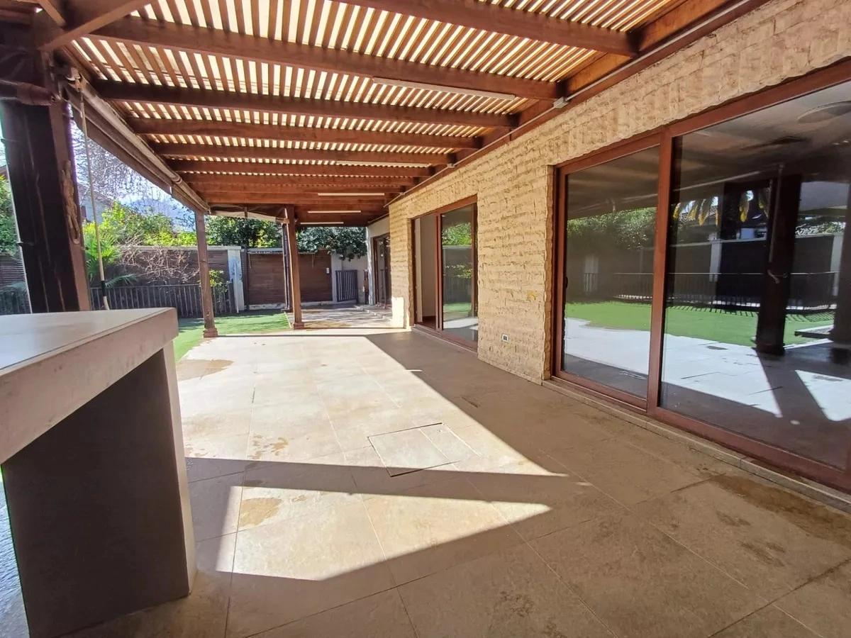 Arriendo Casa 4D 4B E - La Reina