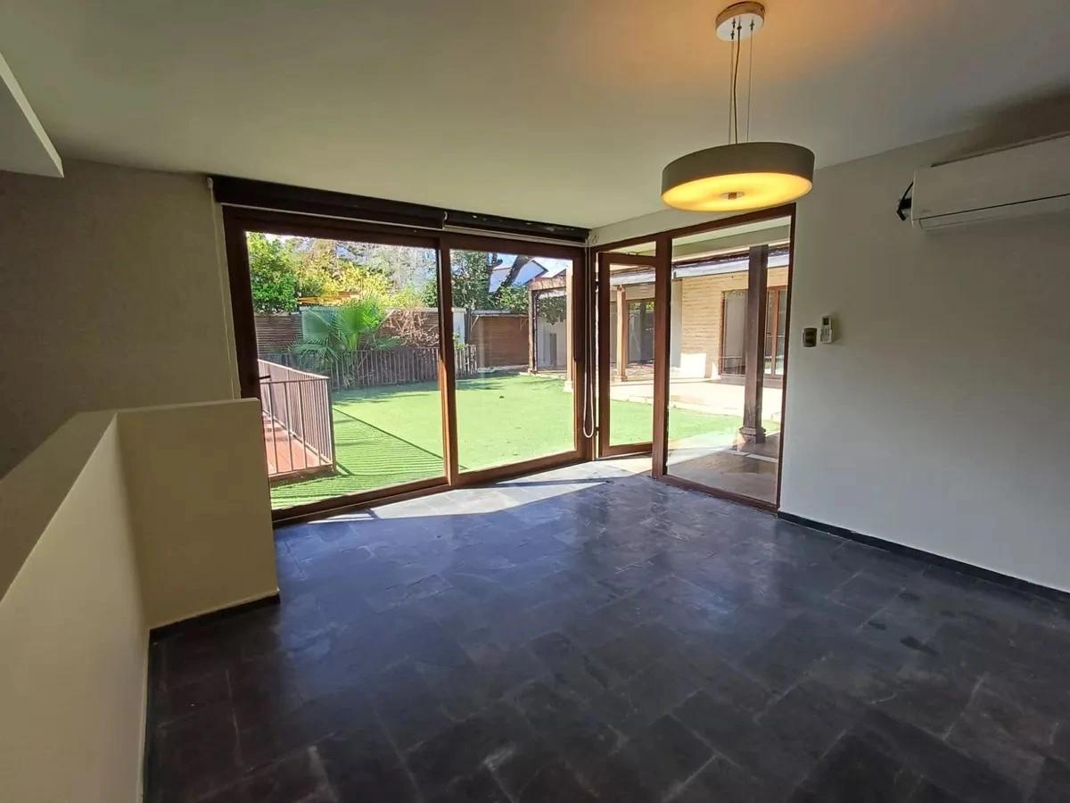 Arriendo Casa 4D 4B E - La Reina