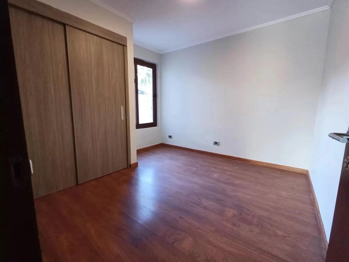 Arriendo Casa 4D 4B E - La Reina