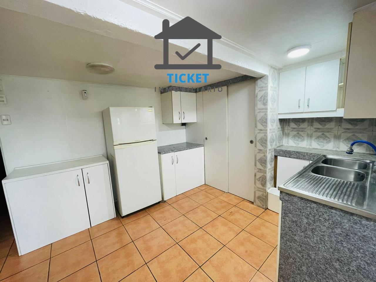 Venta Usado Casa 4D 1B - &Ntilde;u&ntilde;oa