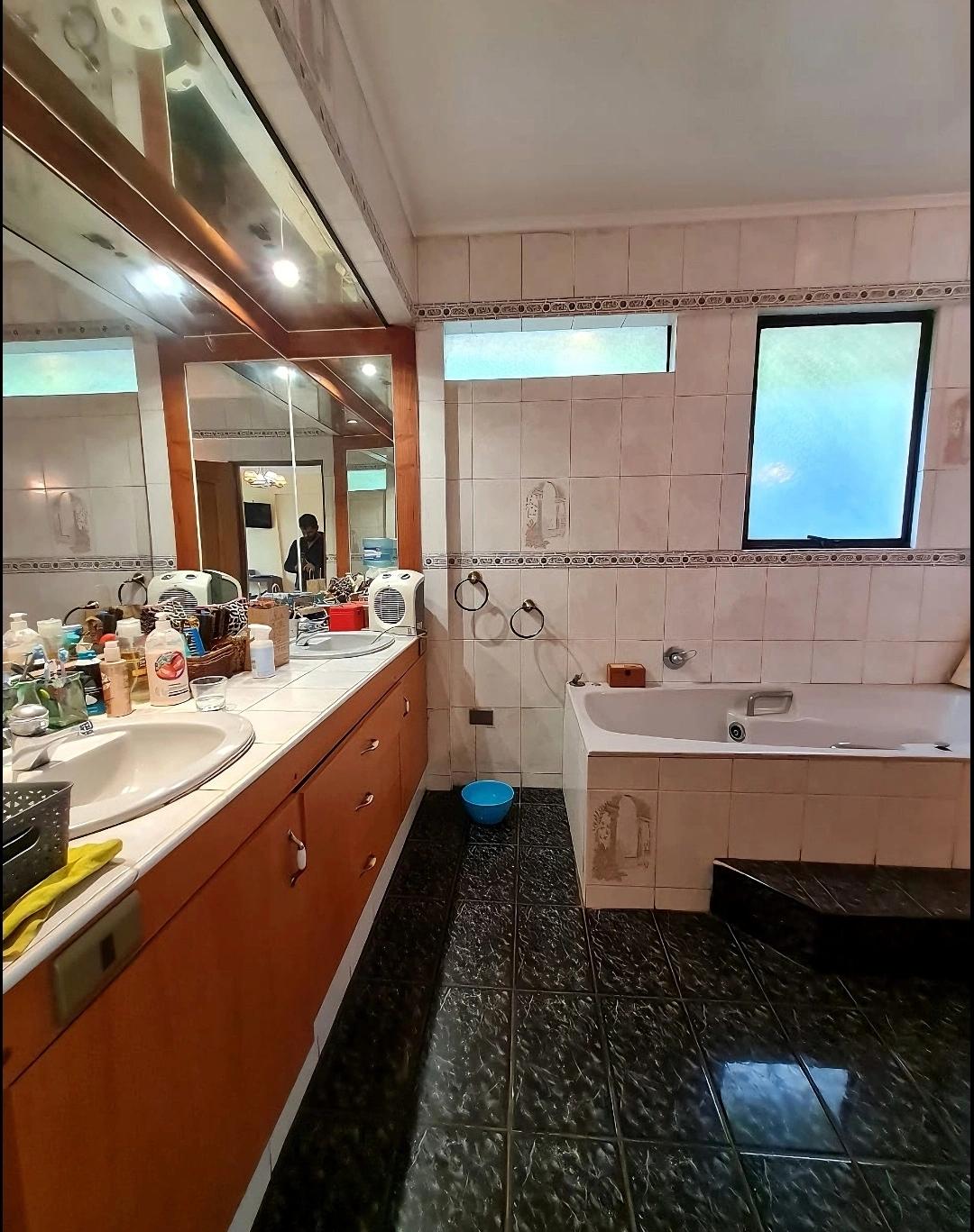 Venta Usado Casa 5D 4B E - La Reina