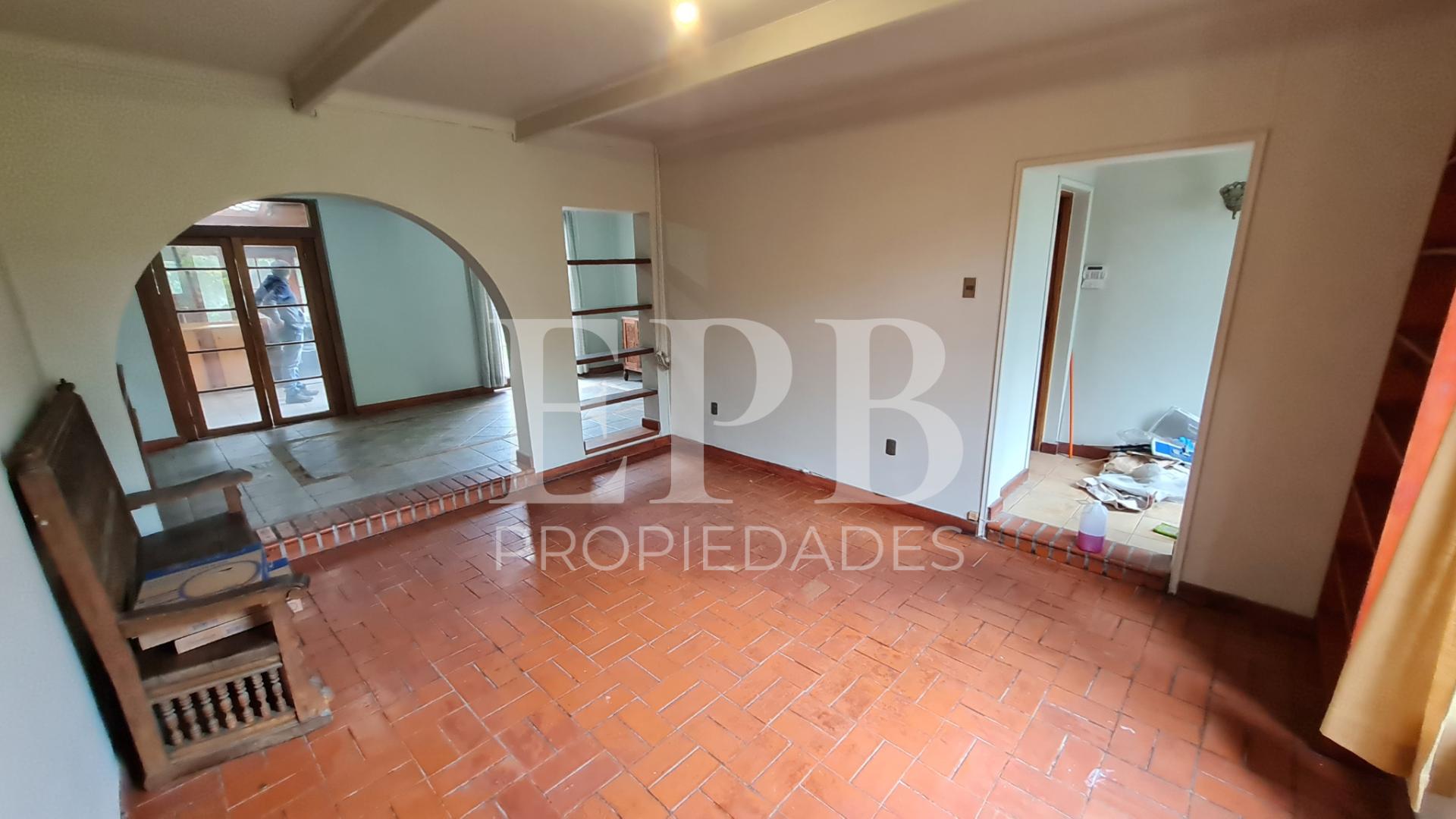 Venta Usado Casa 4D 3B - &Ntilde;u&ntilde;oa