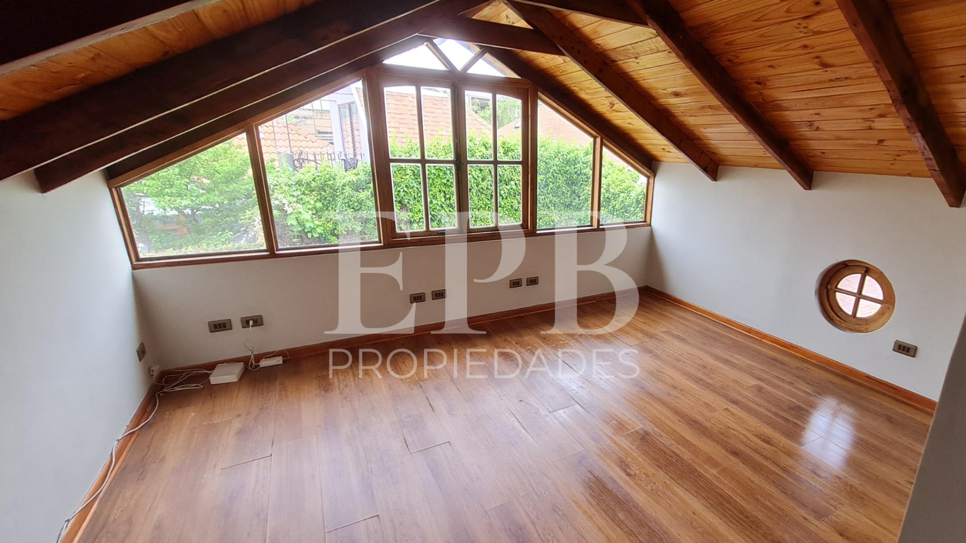 Venta Usado Casa 4D 3B - &Ntilde;u&ntilde;oa