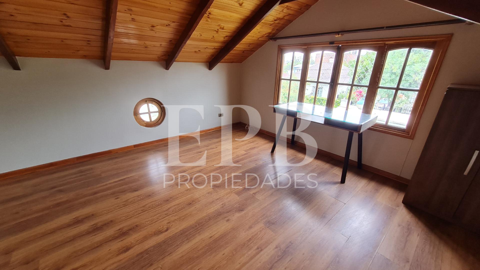 Venta Usado Casa 4D 3B - &Ntilde;u&ntilde;oa