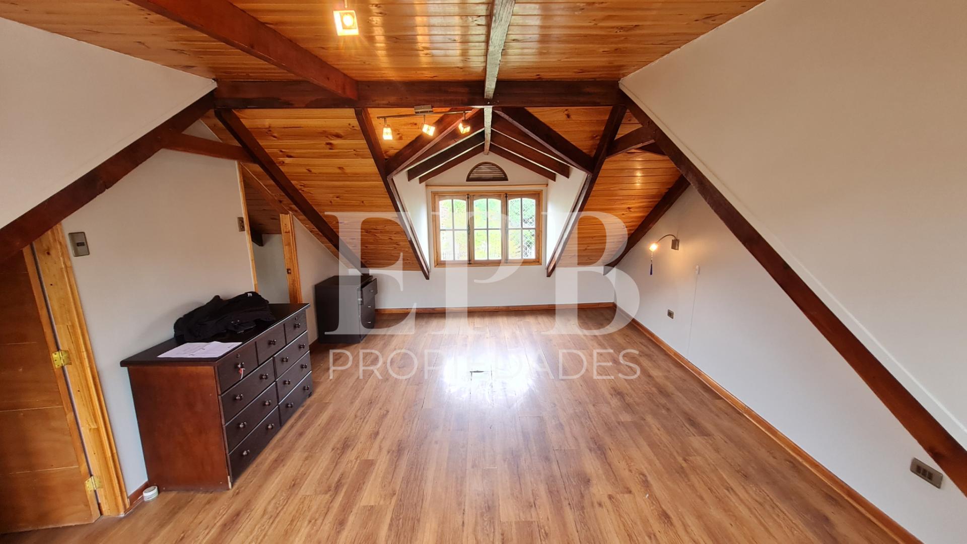 Venta Usado Casa 4D 3B - &Ntilde;u&ntilde;oa