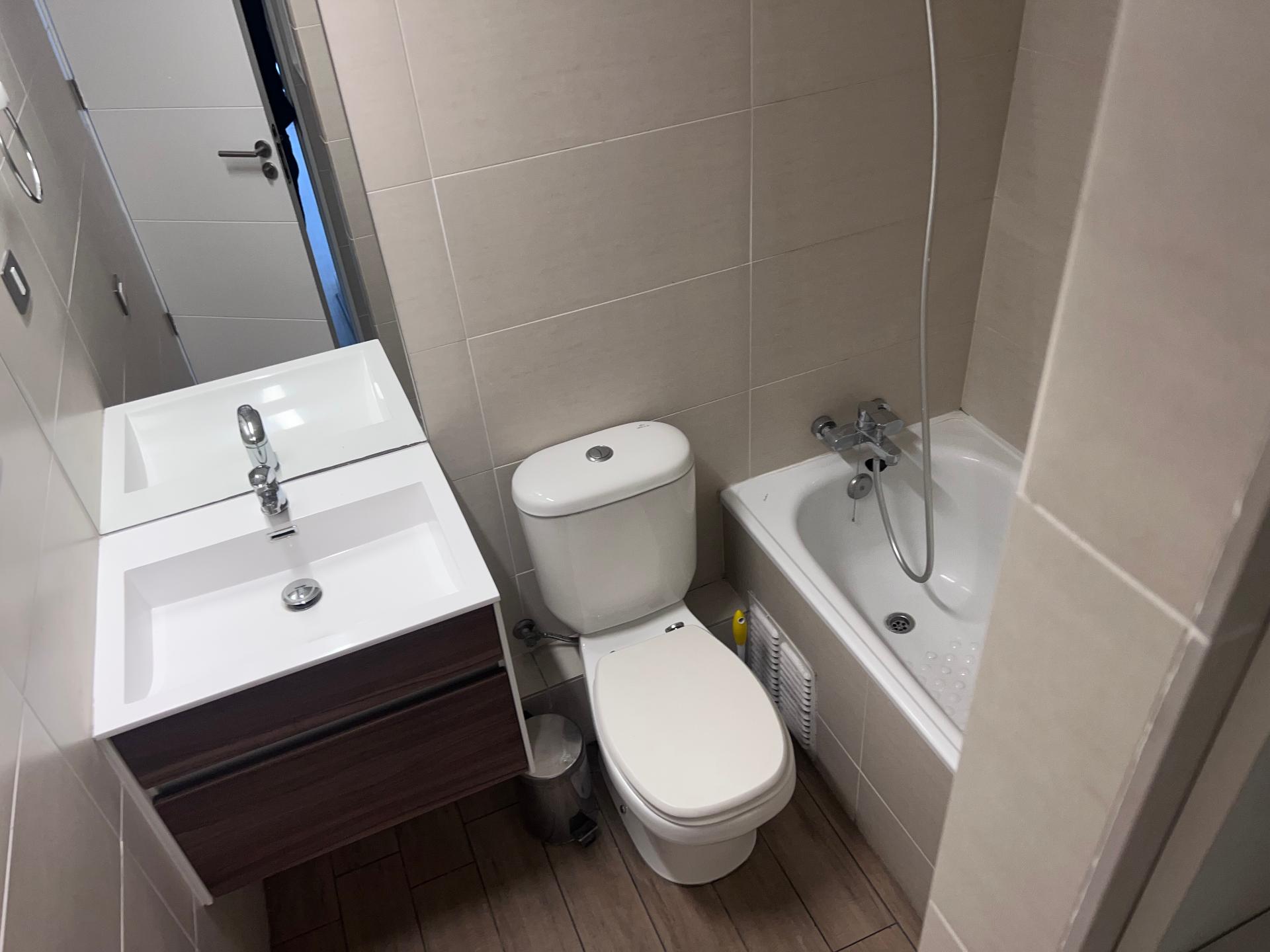 Arriendo Departamento 1D 1B E B - Las Condes