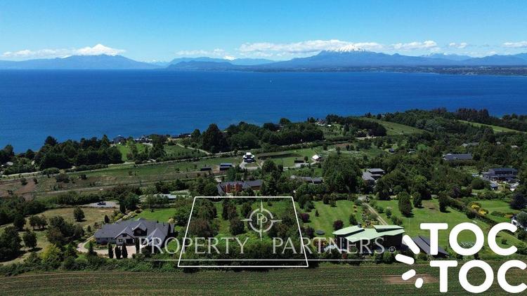 Se vende parcela en «Lomas de Molino Viejo» con ex