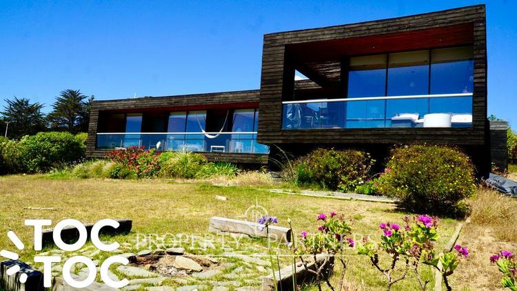 casa en venta en Pichilemu