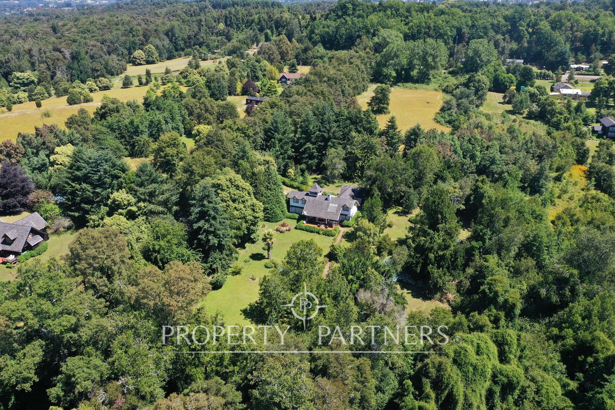 Casa Borde Lago en Lago Ranco | HousePricing