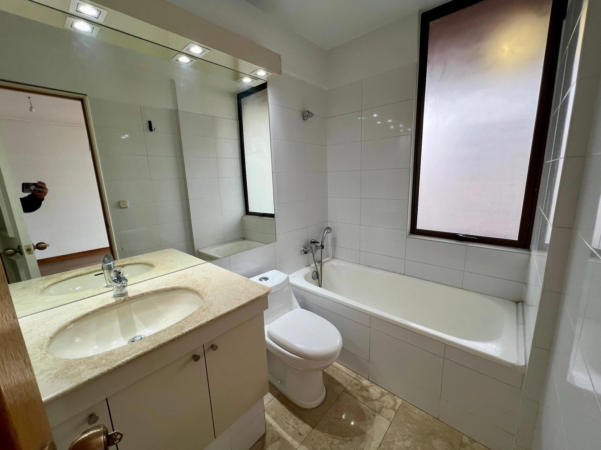 Venta Usado Departamento 6D 5B E B - Las Condes