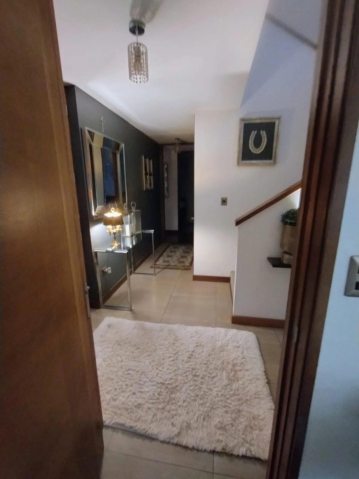 Arriendo Casa 4D 4B E - Colina