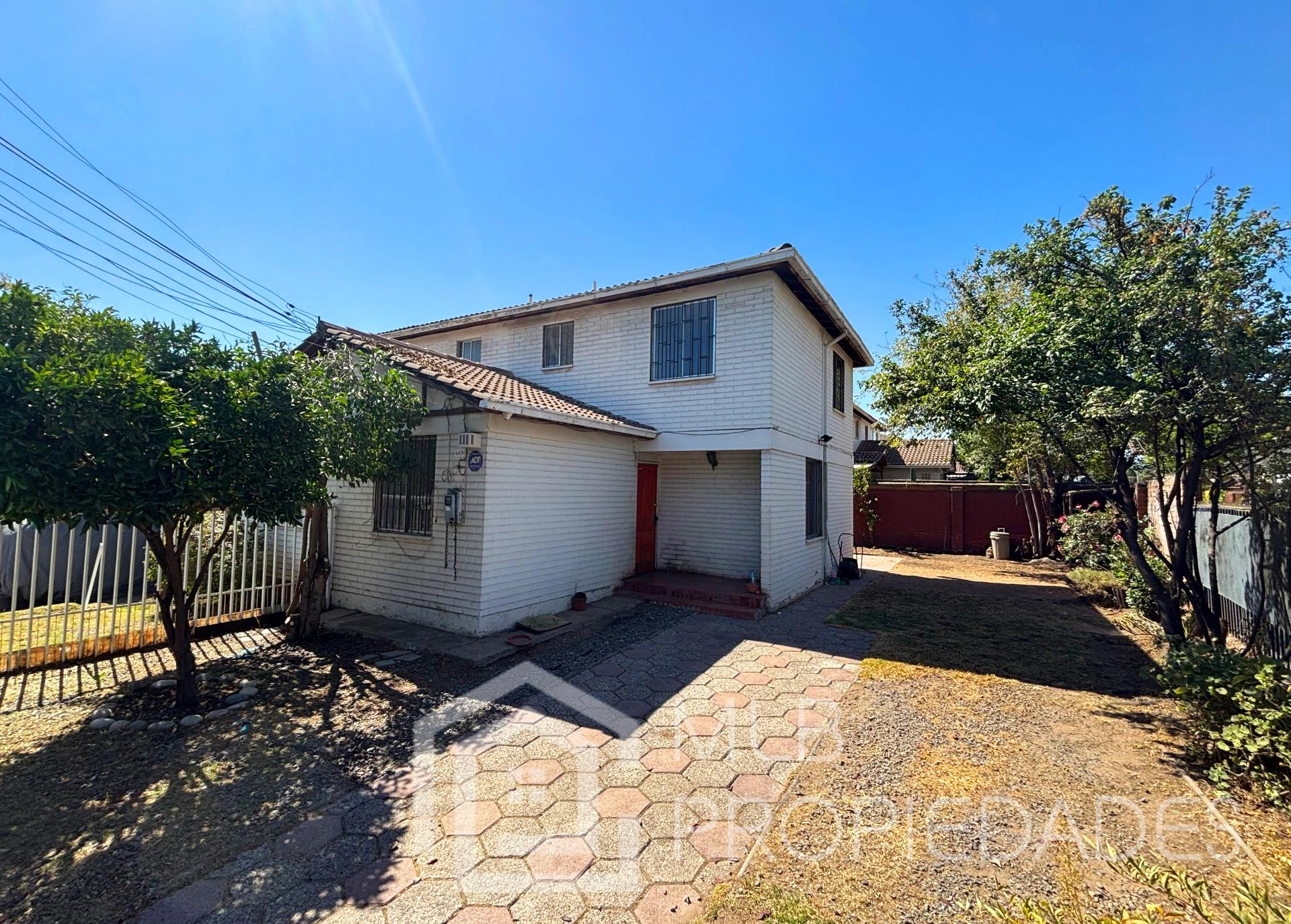 Venta Usado Casa 4D 2B - La Reina