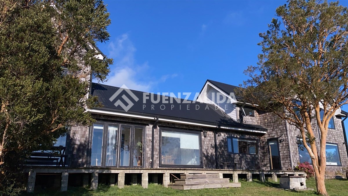 Venta Casa 6D Quincho y Loft Puerto Varas