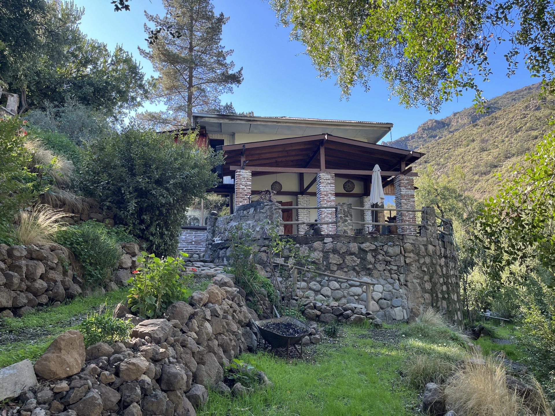 Venta Chalet por cesi&oacute;n 2D 3B + Caba&ntilde;a - Lo Barnechea