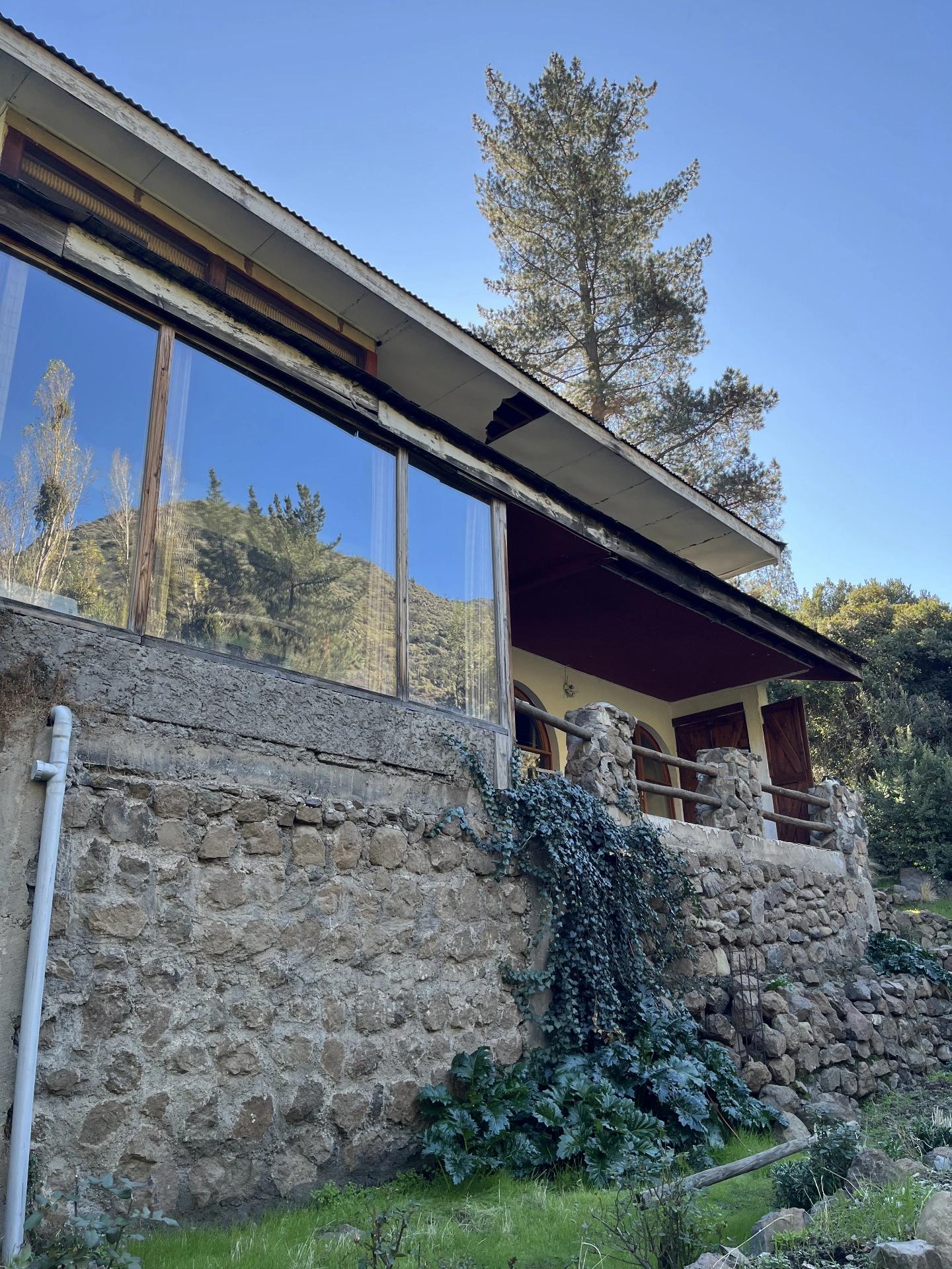 Venta Chalet por cesi&oacute;n 2D 3B + Caba&ntilde;a - Lo Barnechea