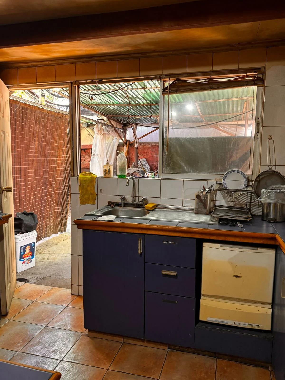 Venta Casa para REMODELAR  8D 5B E - &Ntilde;u&ntilde;oa