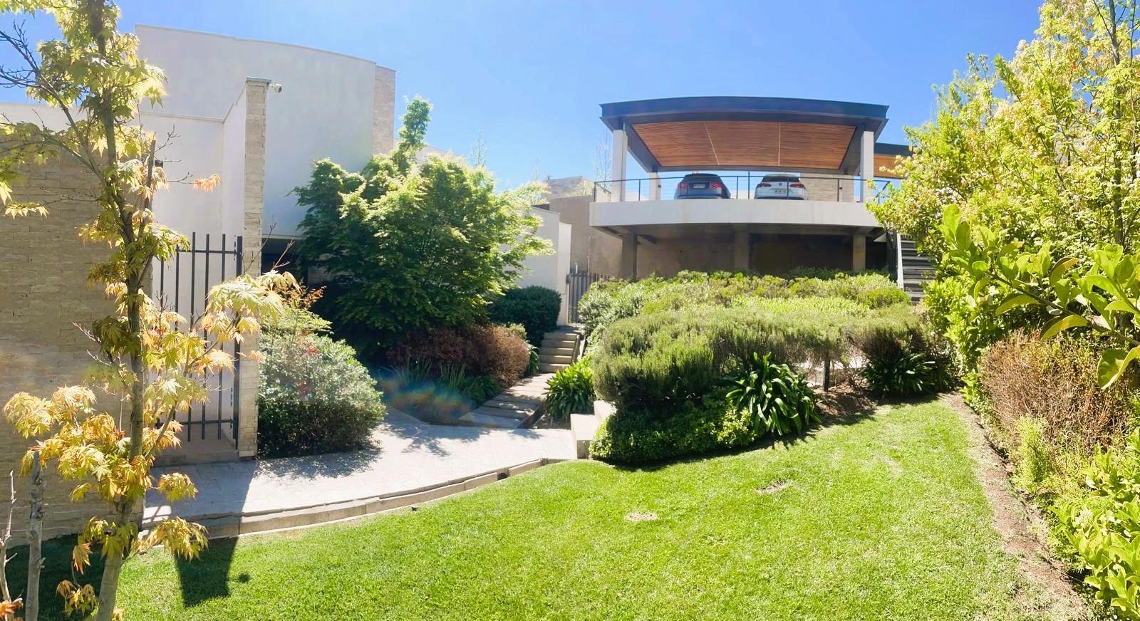 Venta Casa 4D 4B E - Lo Barnechea