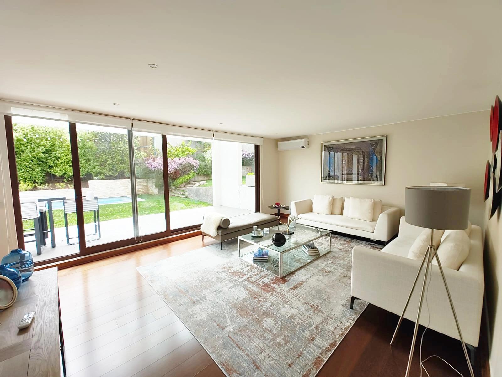 Venta Casa 4D 4B E - Lo Barnechea