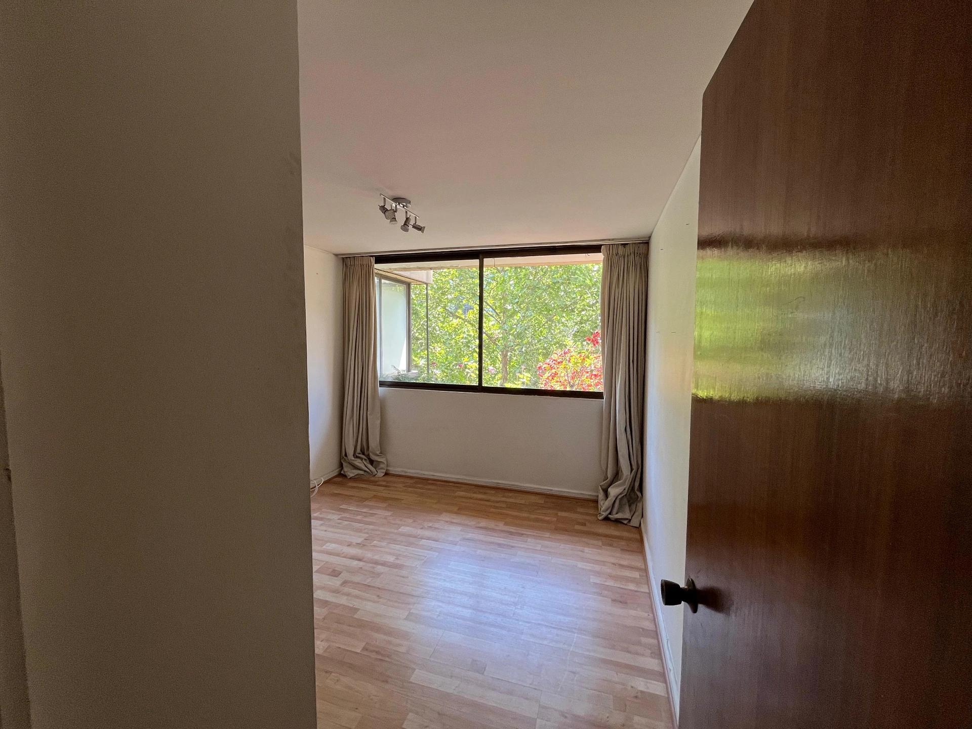 Venta Usado Departamento 4D 3B E B - Vitacura