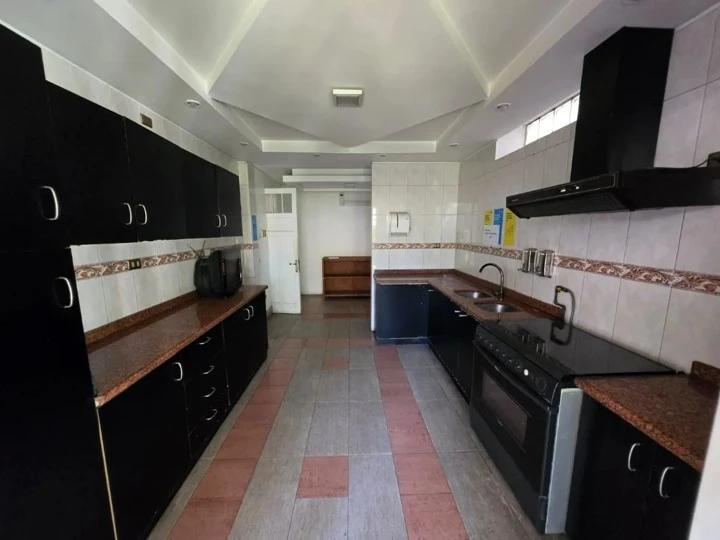 Venta Usado Casa 8D 4B E - &Ntilde;u&ntilde;oa