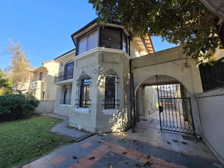 Venta Usado Casa 8D 4B E - &Ntilde;u&ntilde;oa