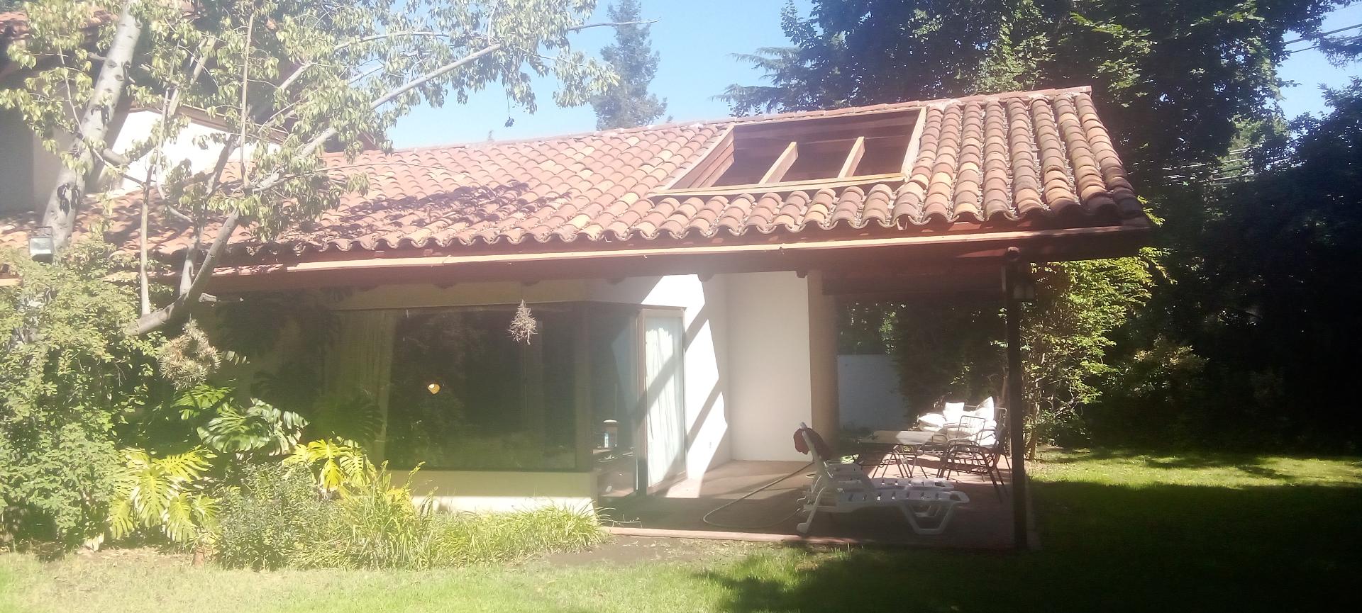 Venta Casa 5D 4B + servicio - Las Condes