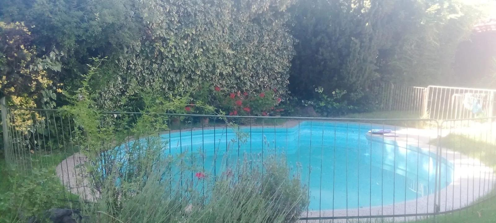 Venta Casa 5D 4B + servicio - Las Condes